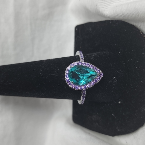 Jewelry - 🎄NWT AQUAMARINE RING🎄